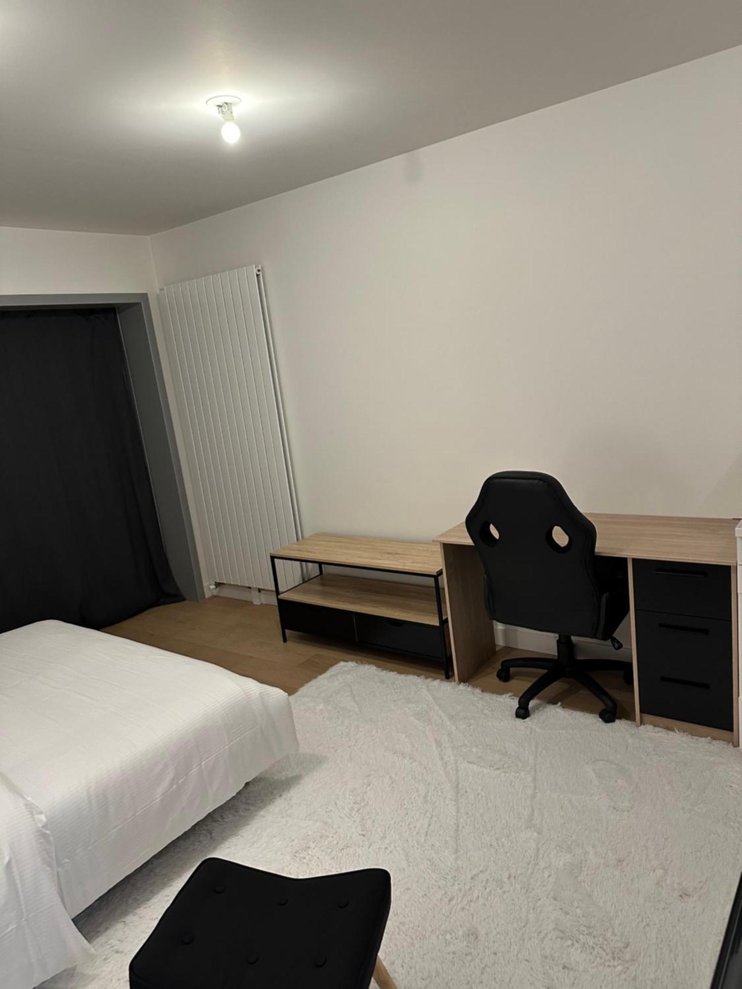 New Upscale 1 Bedroom Parigi