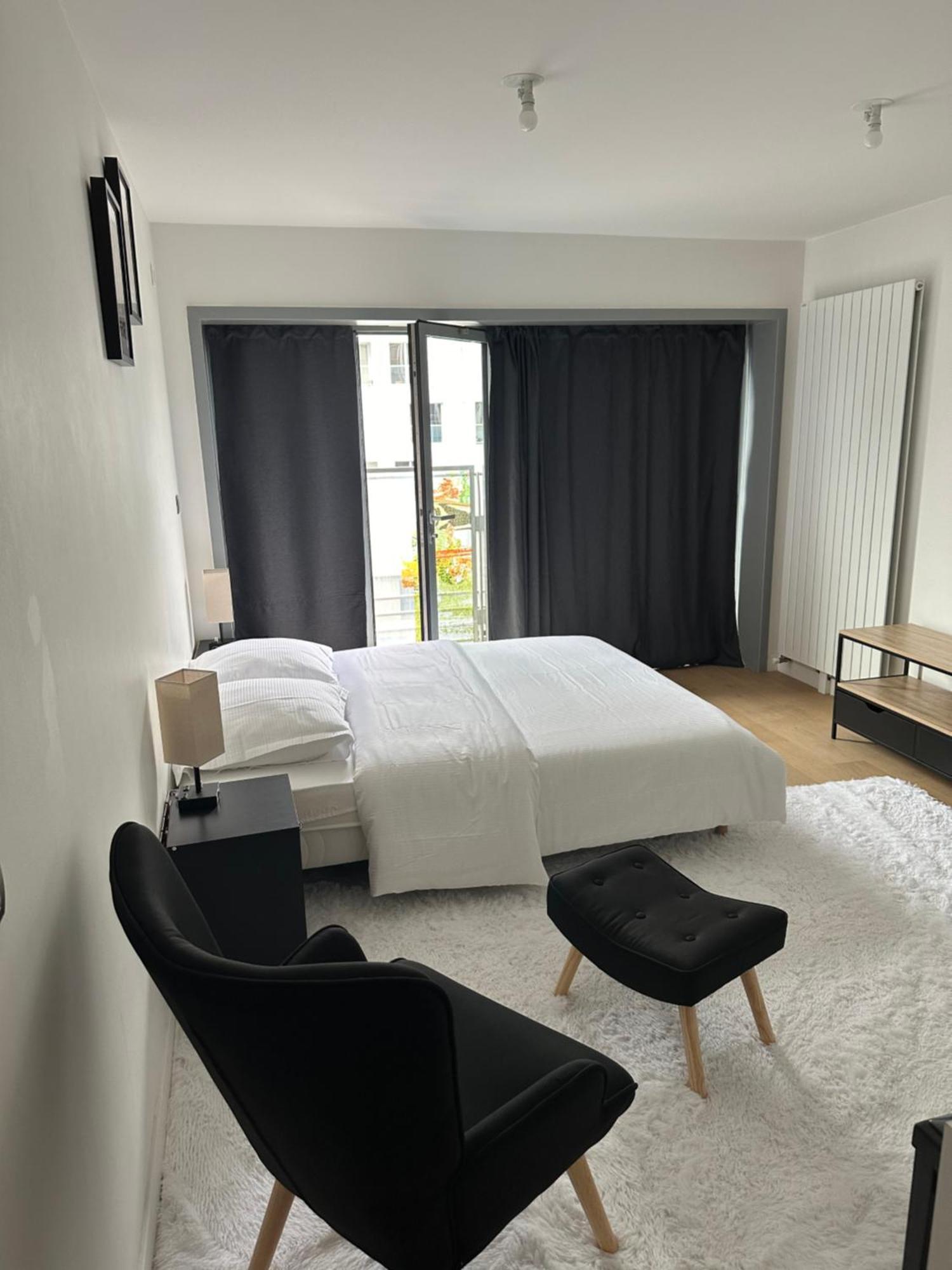 New Upscale 1 Bedroom Parigi